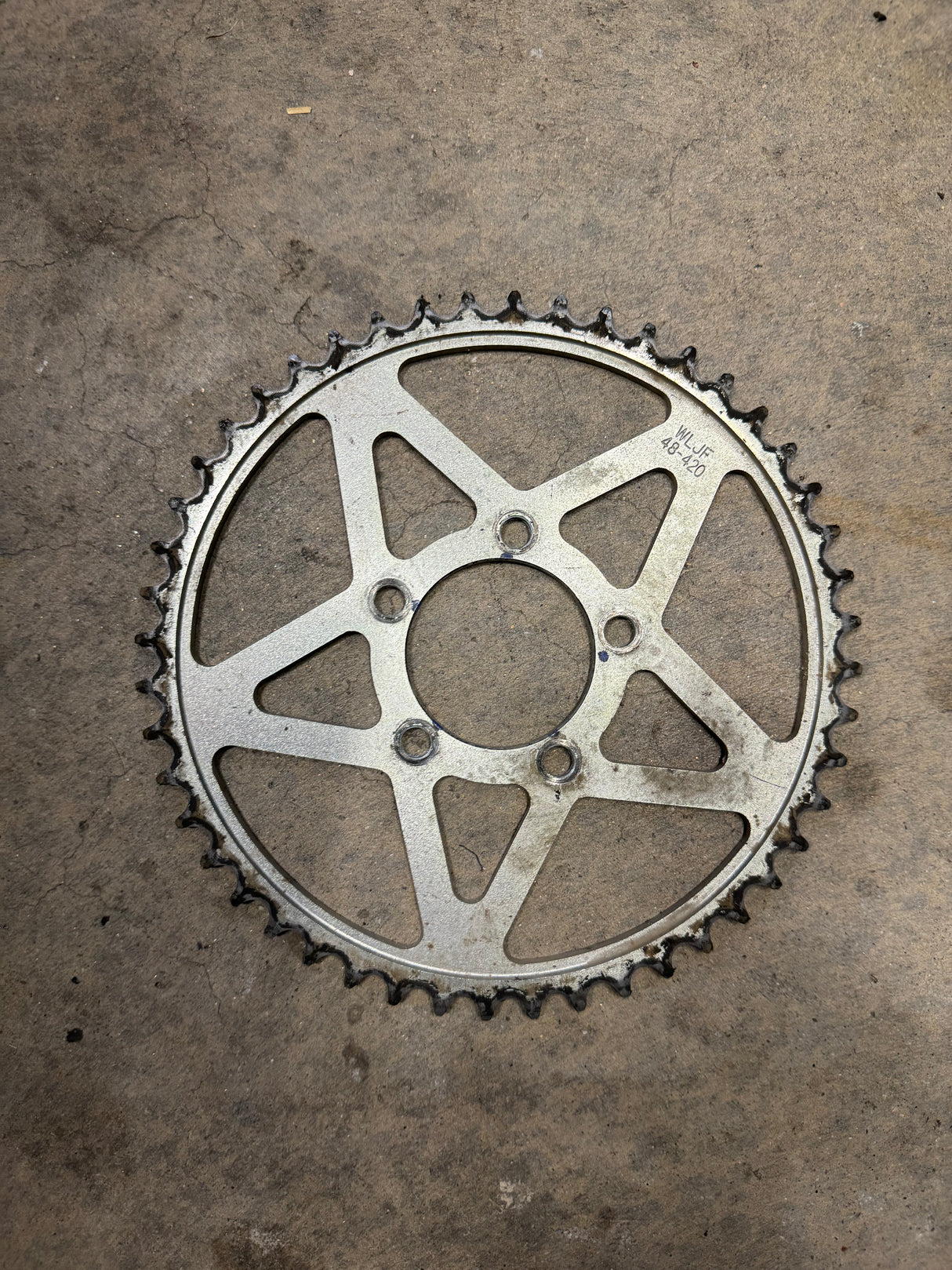 Used stock sprocket 48t