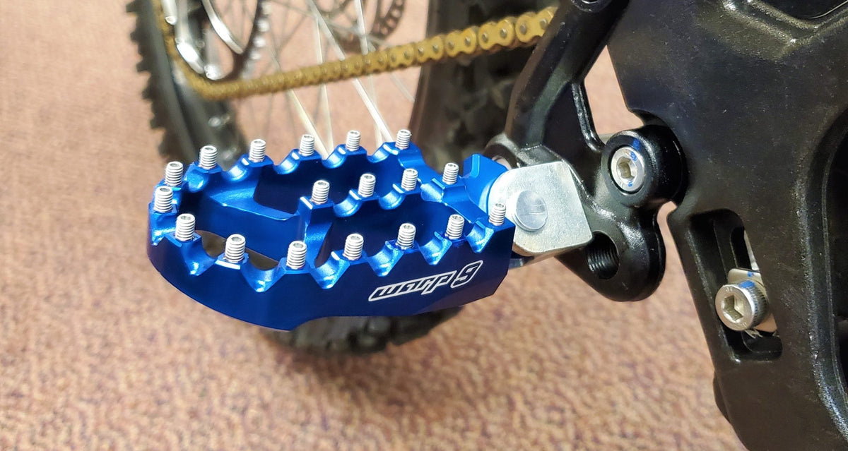 Surron LBX Foot Pegs